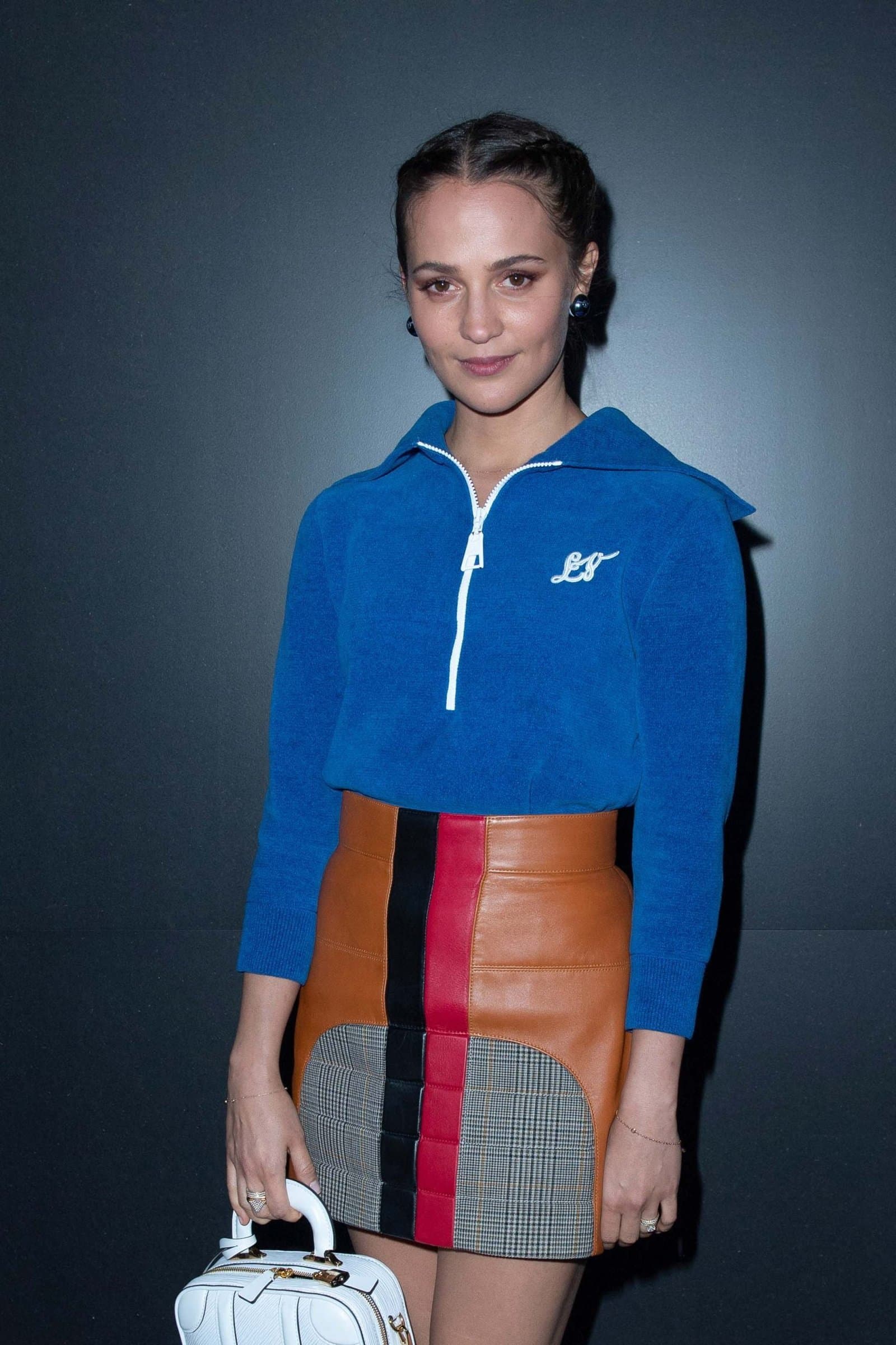 Alicia Vikander attends Louis Vuitton show - Leather Skirt 3